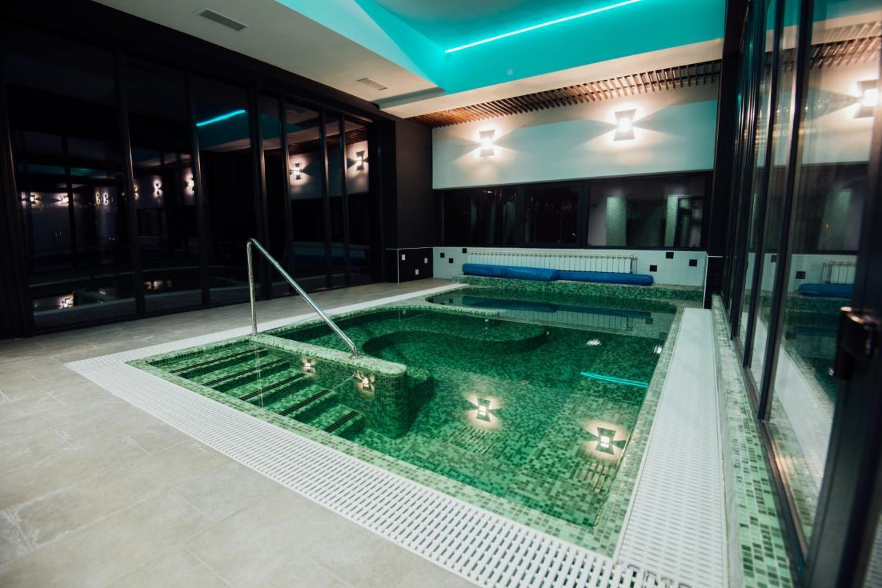 Altus Hotel & Spa Praid Bagian luar foto