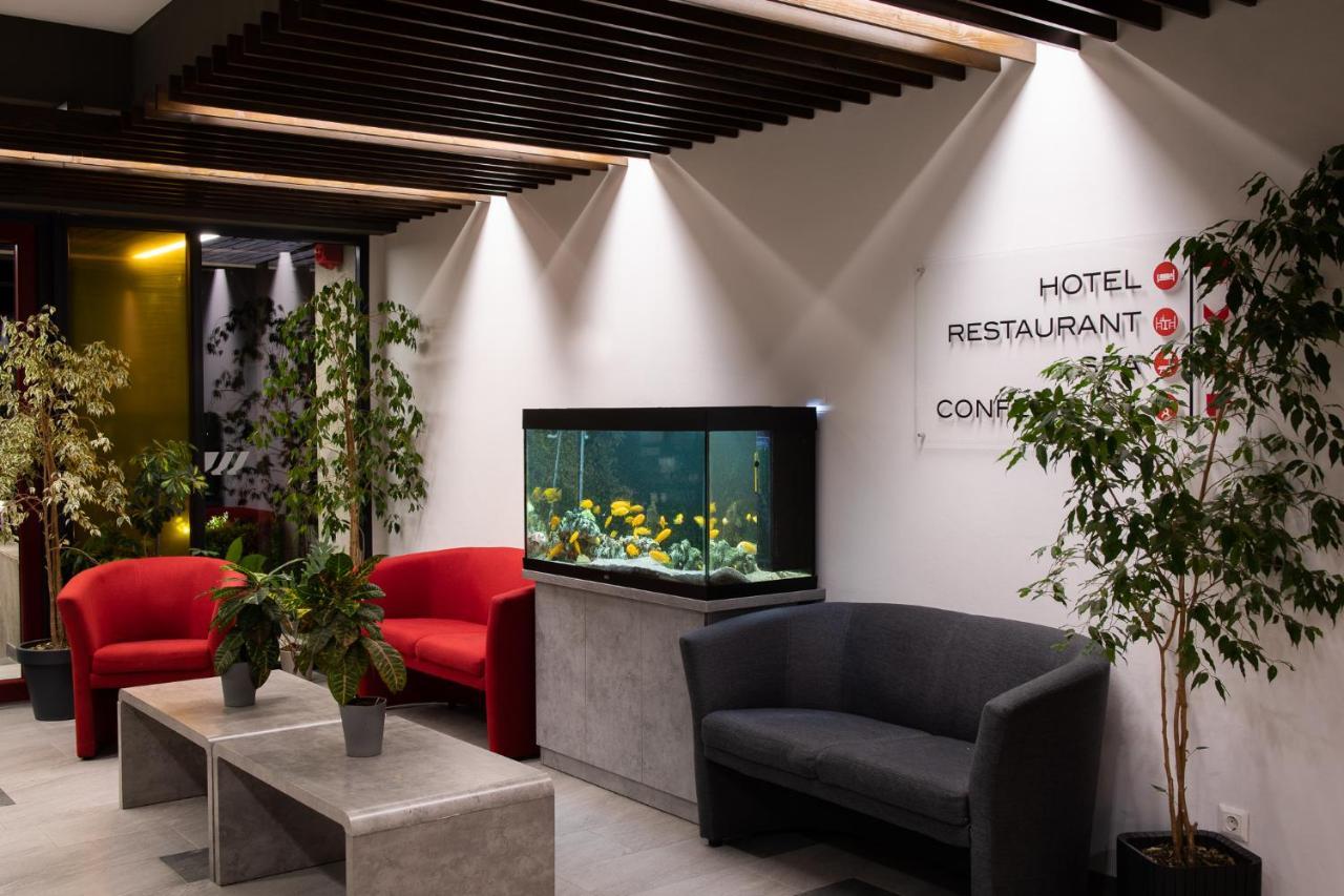 Altus Hotel & Spa Praid Bagian luar foto