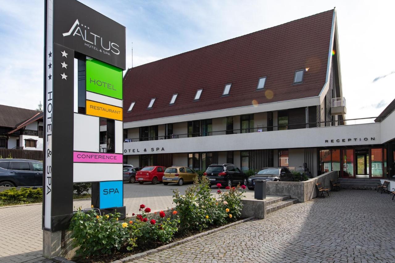 Altus Hotel & Spa Praid Bagian luar foto